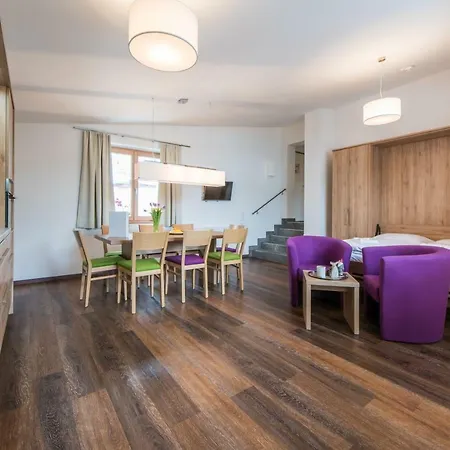 Bacher * Τσελ αμ Ζέε