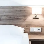 Bacher Apartment *